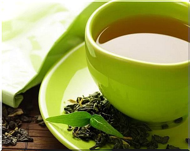 Green tea and drinks for weight loss.