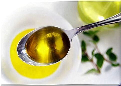 lemon and olive oil cure among anti-cellulite treatments 