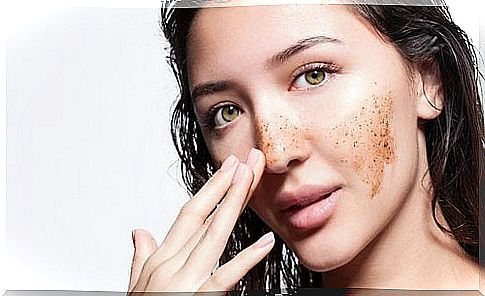 scrub to remove freckles