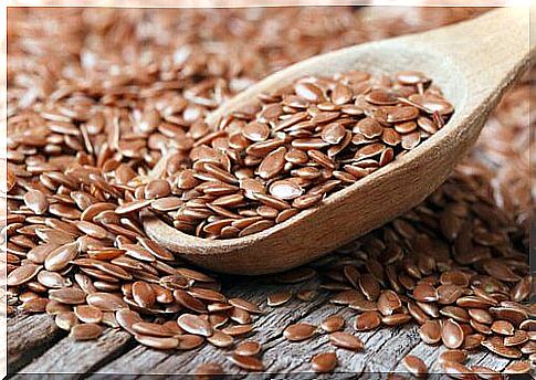 Flax seeds to treat eye infections