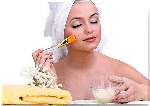 Natural cream to reduce dark spots and rejuvenate the skin